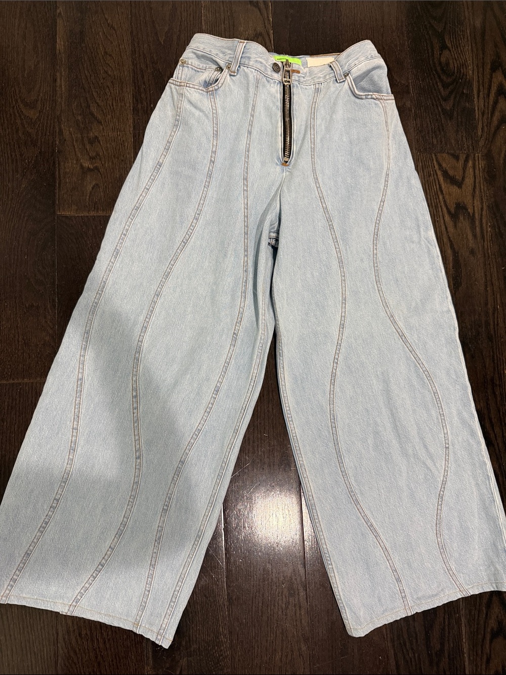 Light Blue Wide-Leg High-Rise Jeans with Curved Panel Seams